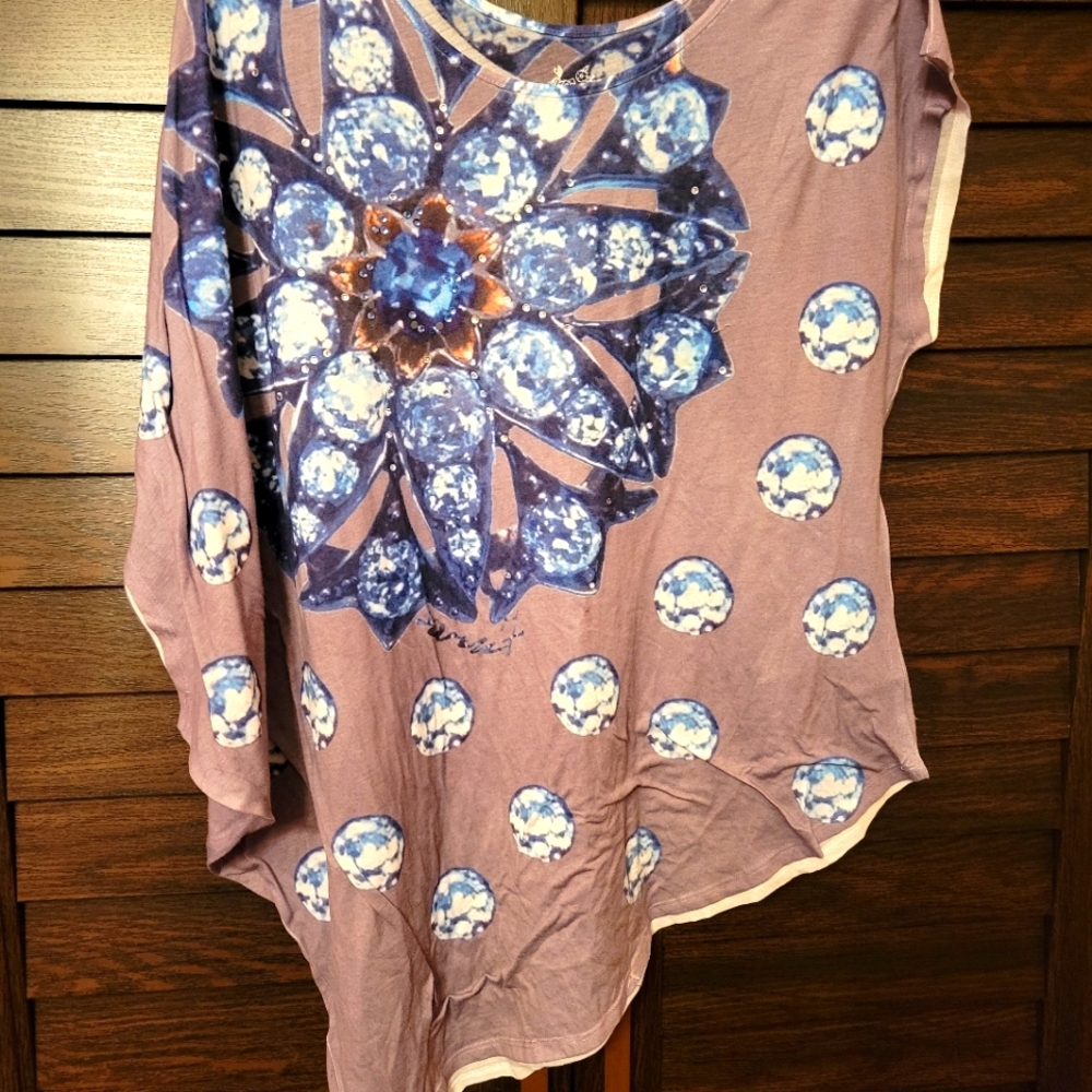 Seven shirt